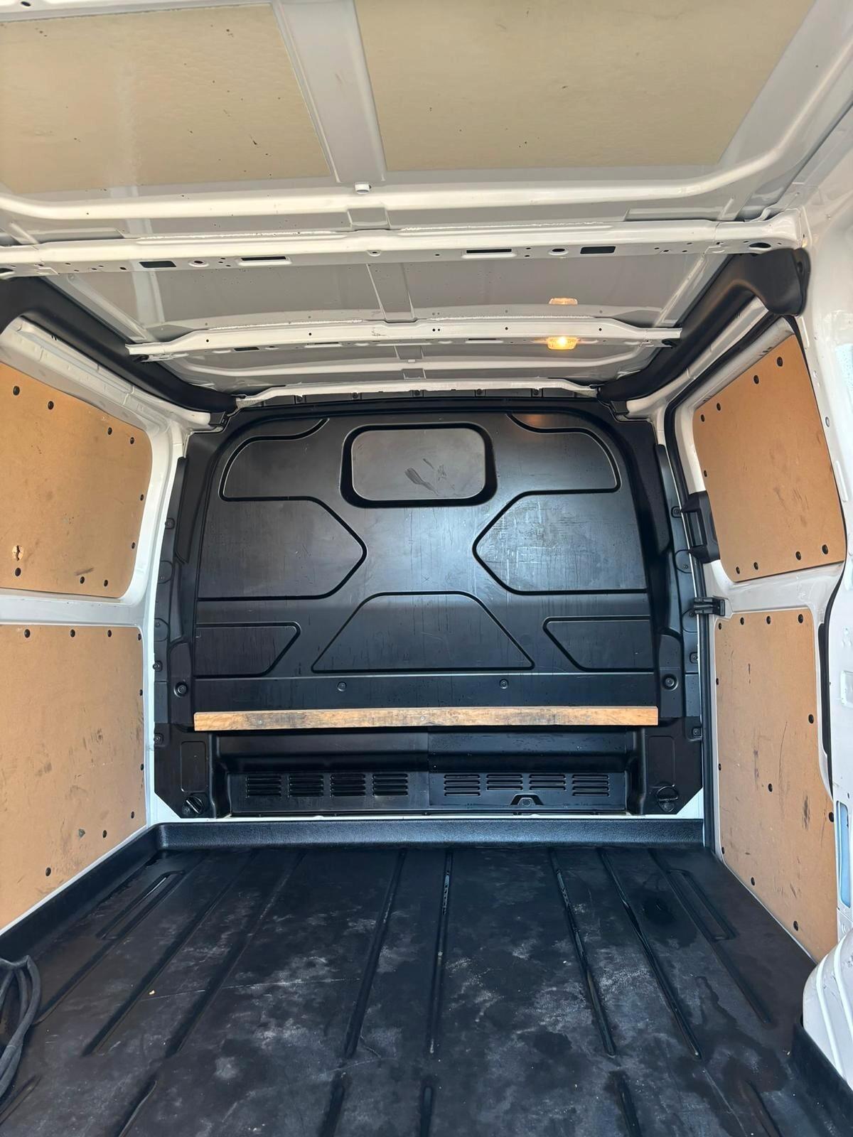 Ford Transit Custom 270 2.0 TDCi 170 PC Furgone Trend