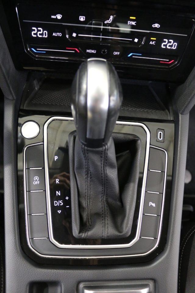 VOLKSWAGEN Passat Variant 2.0 TDI SCR EVO DSG Business "" BELL1SS1MA ""
