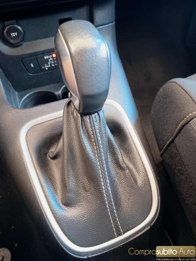 CITROEN C3 PureTech 110 S&S EAT6 Shine Pack