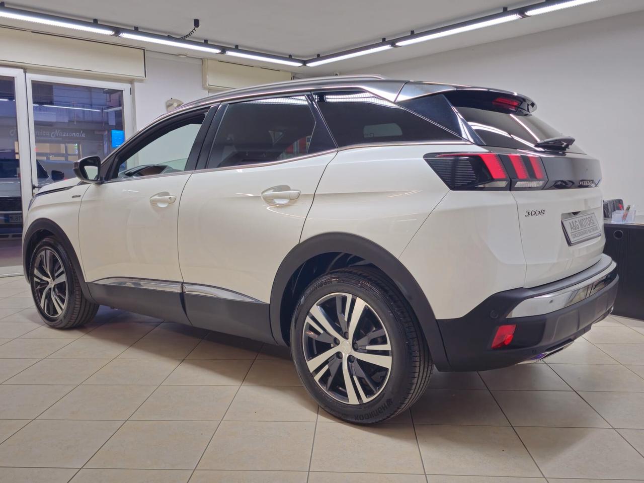PEUGEOT 3008 BLUEHDI 130cv S&S EAT8 GT LINE