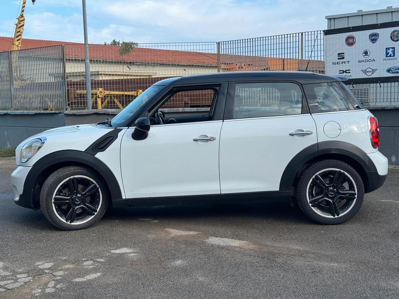Mini Cooper D Countryman 2.0 Business Automatica