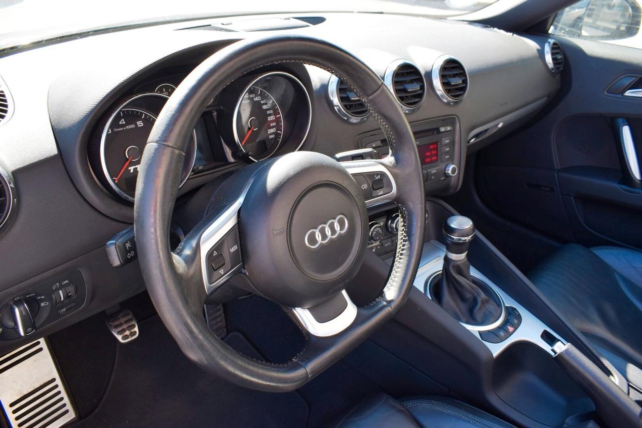 Audi TT Roadster 2.0 TFSI