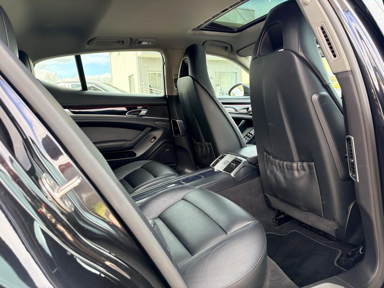Porsche Panamera 3.0 Diesel 300cv da vetrina