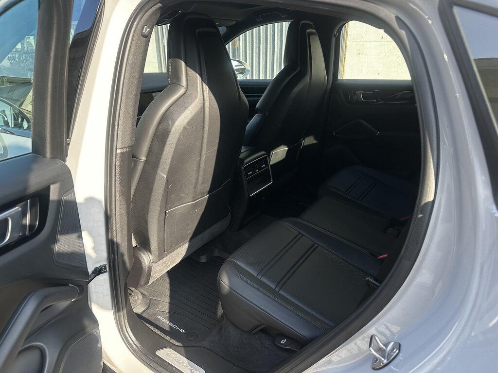 Porsche Cayenne Coupe 3.0 E-Hybrid Tiptronic