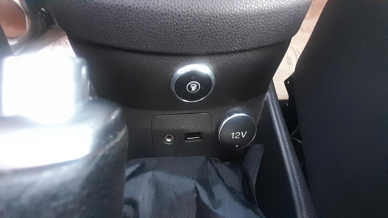 Ford Fiesta 1.4 5p. Bz.- GPL Titanium