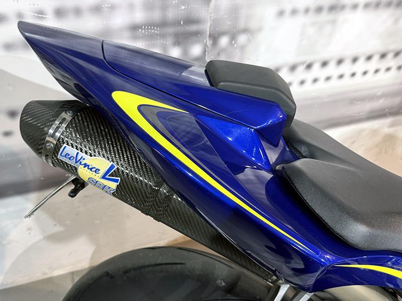 Yamaha YZF R1