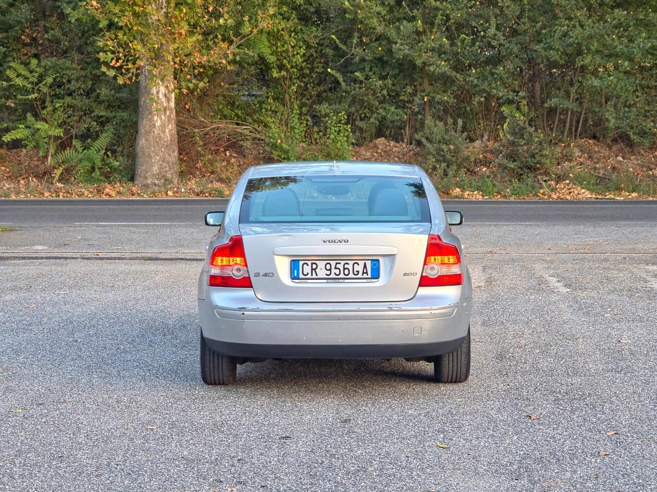 Volvo S40 2.0 D cat Summum CV-136 E3 Manuale NEO 2003