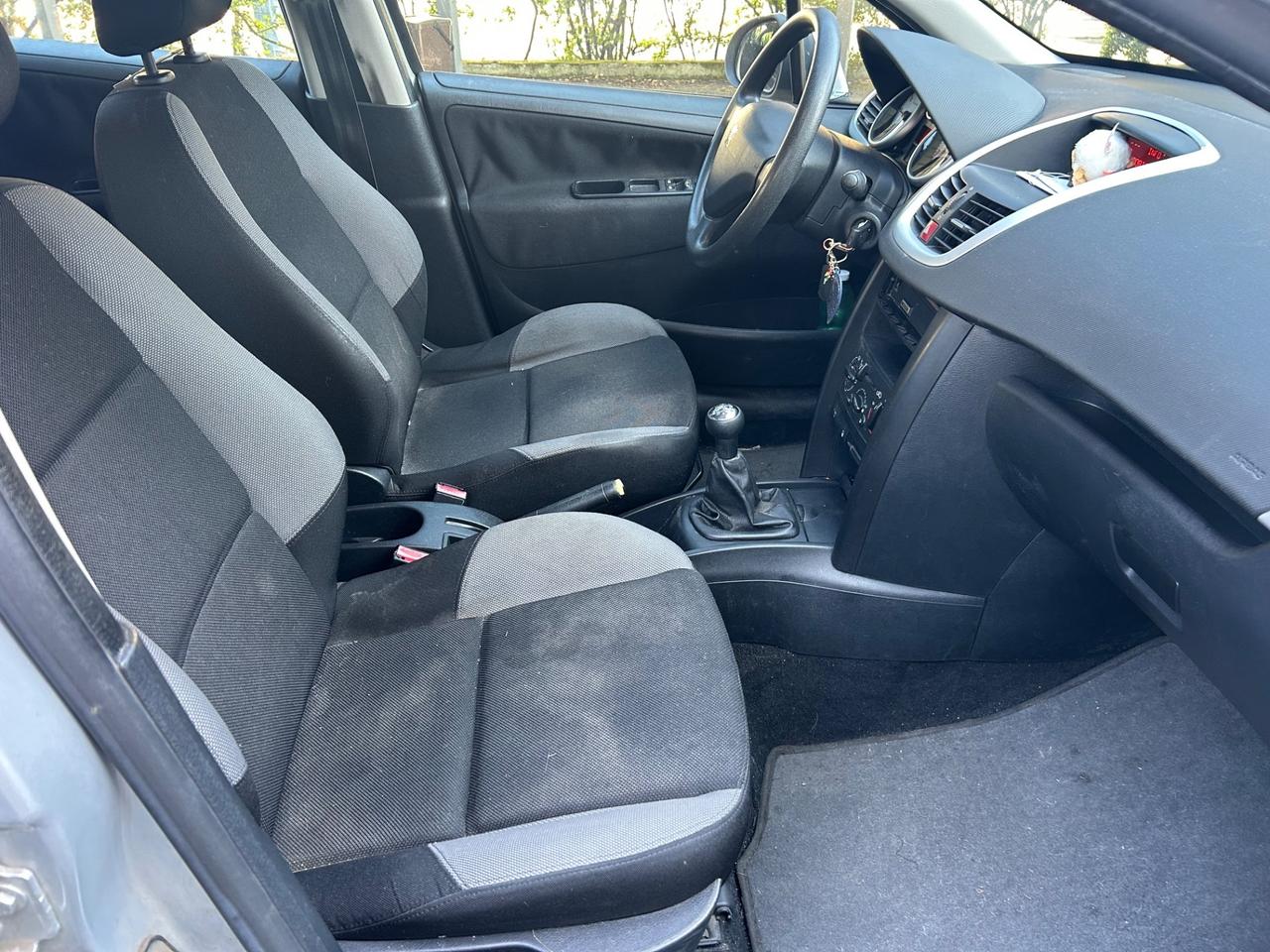 Peugeot 207 1.4 8V 75CV SW ONE Line