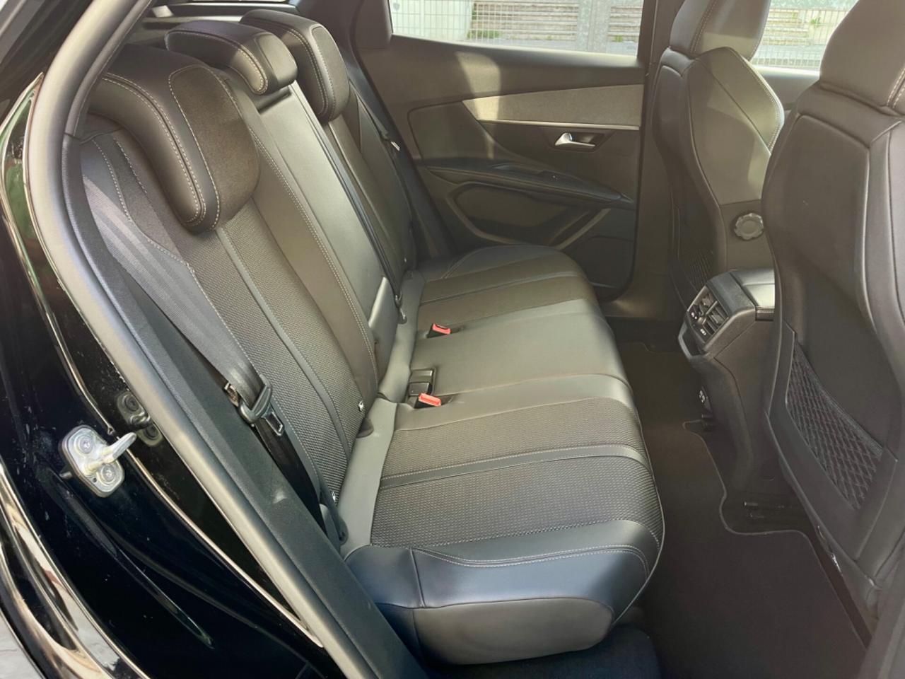 PEUGEOT 3008 GT PACK 1.5 130CV EAT8 2022