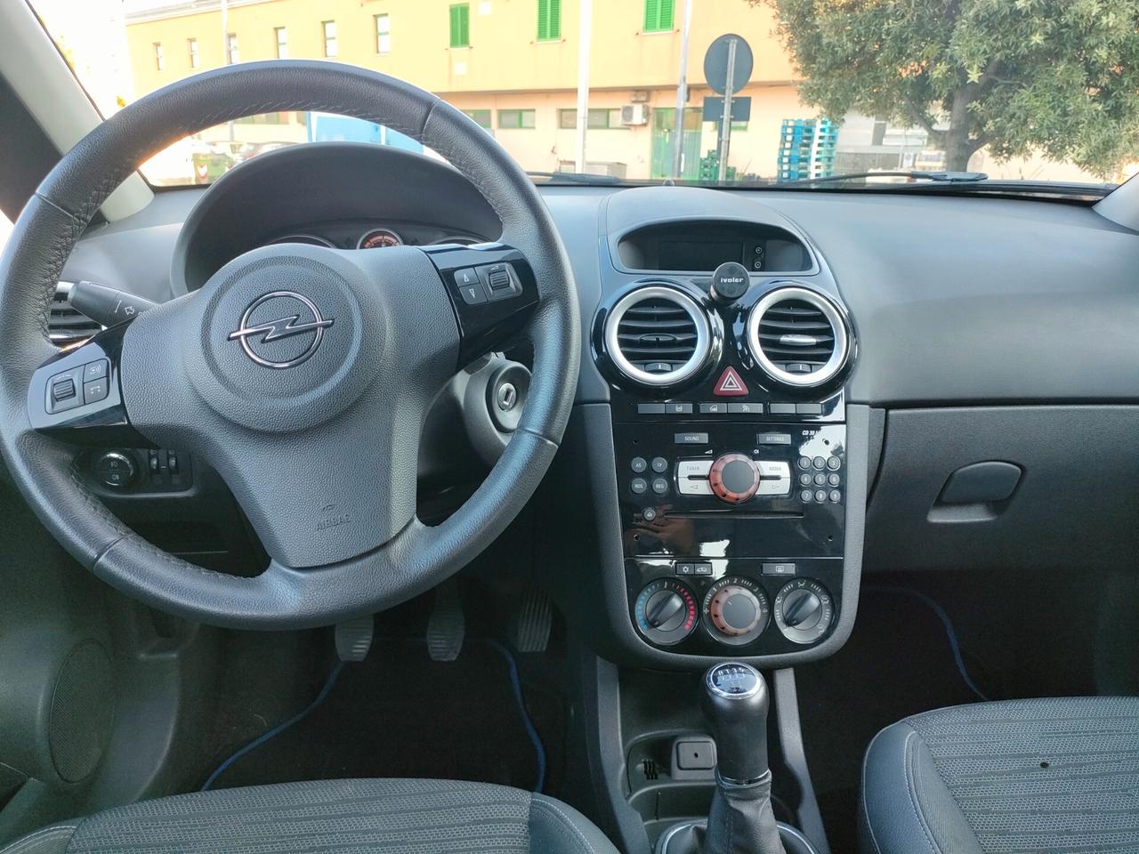 Opel Corsa 1.2 5 porte Sport OK NEOPATENTATI
