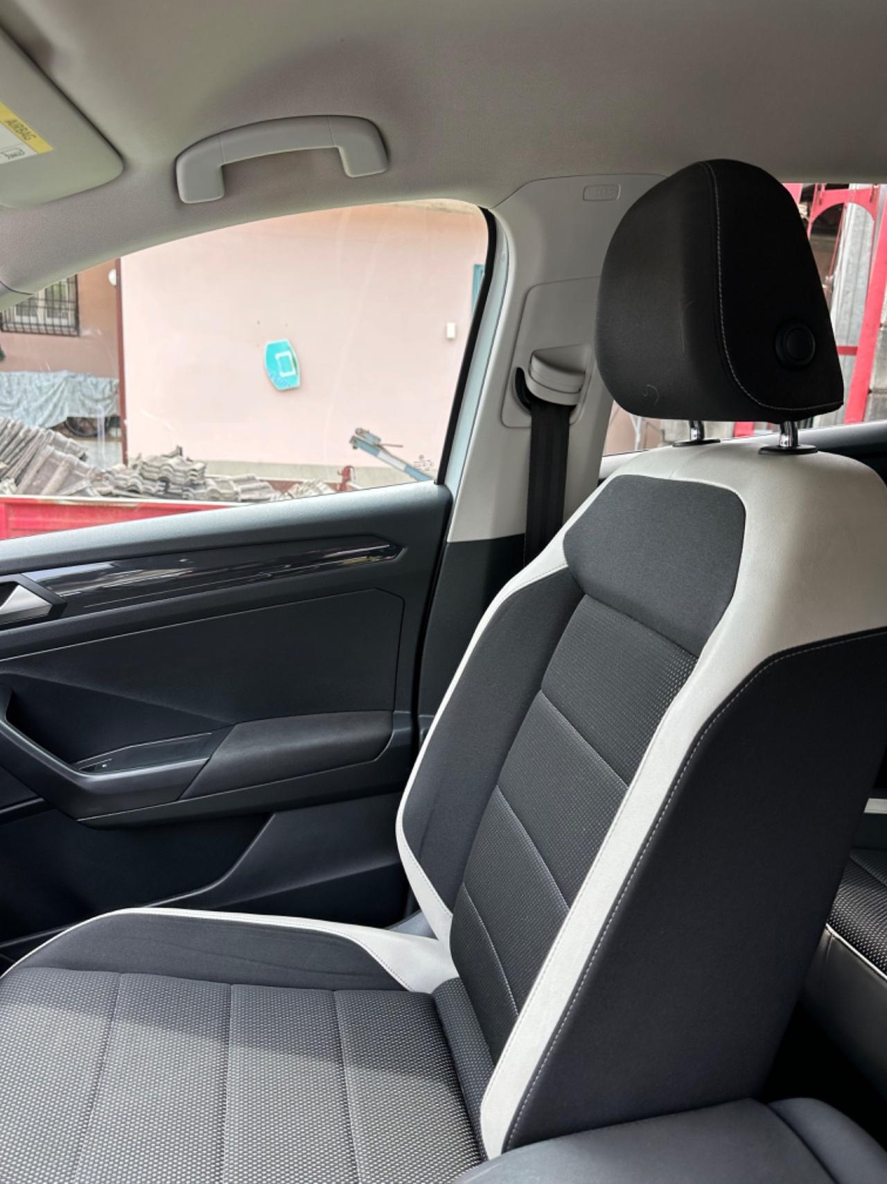 Volkswagen T-ROC 2.0 TDI SCR 4MOTION FULLOPT UNICOPR