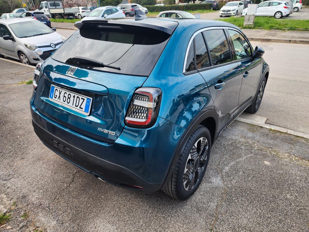 Fiat 600 Hybrid 100 CV DCT MHEV La Prima