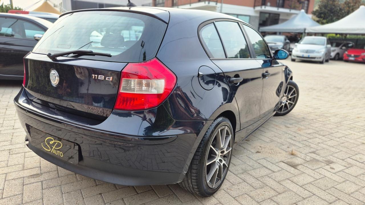 Bmw 118d ,122CVcat 5 porte Futura /OK NEOPATENTATI