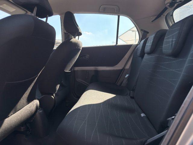 TOYOTA Yaris 1.0 5 porte