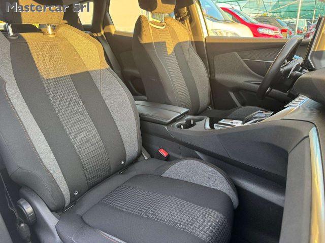 PEUGEOT 3008 3008 II 2021 1.5 bluehdi Business s TG : GE663FP