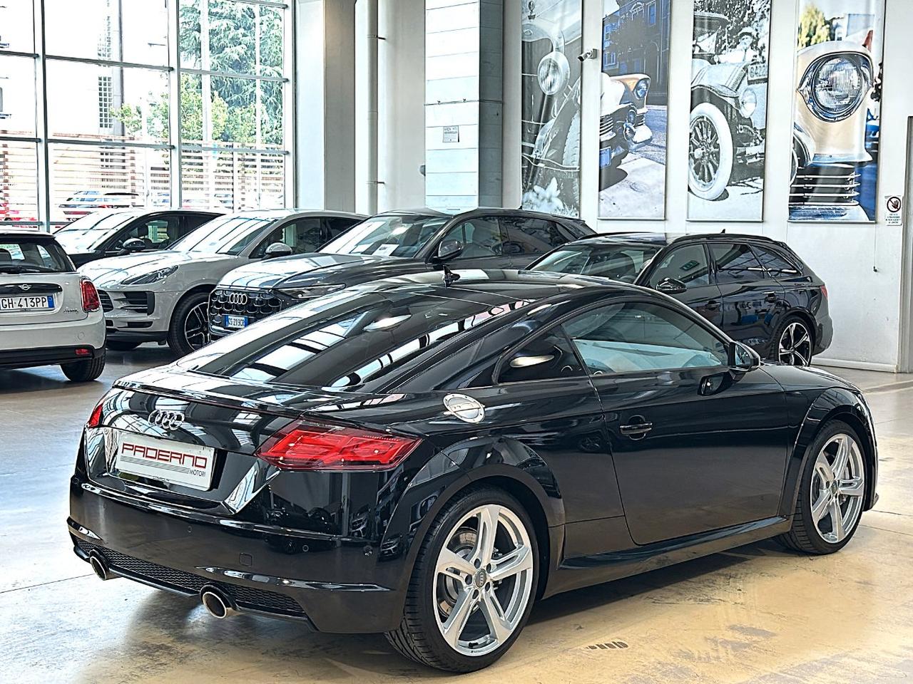 Audi TT Coupe 45 2.0 tfsi s-tronic-Matrix-19"-Camera-Carplay-Keyless