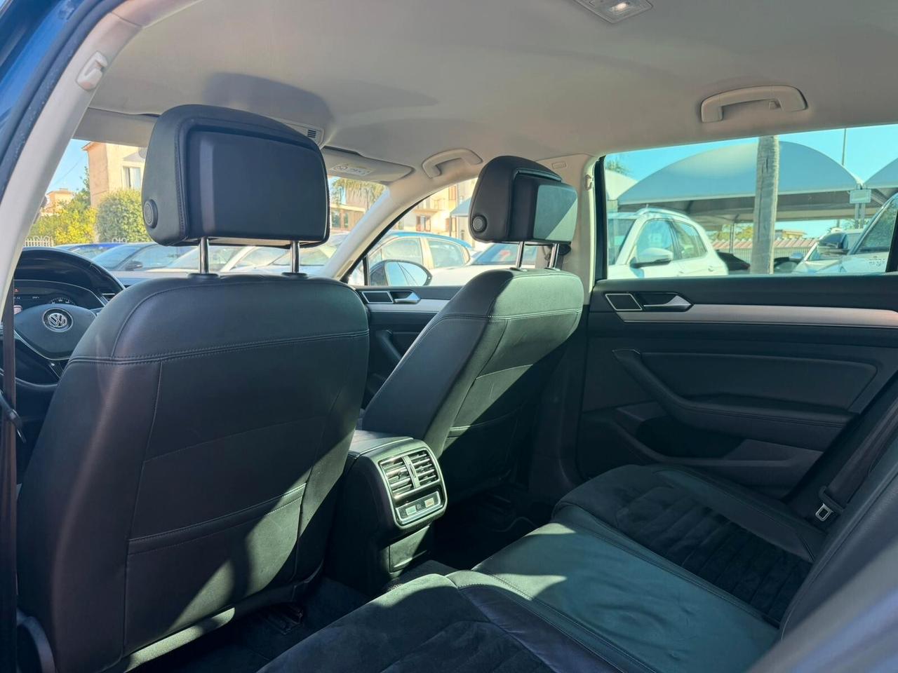 Volkswagen Passat Variant 2.0 TDI DSG Highline BlueMotion Technology