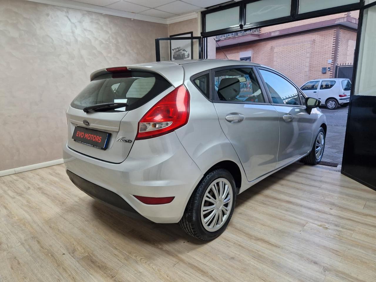 Ford Fiesta 1.4 AUTOMATICA