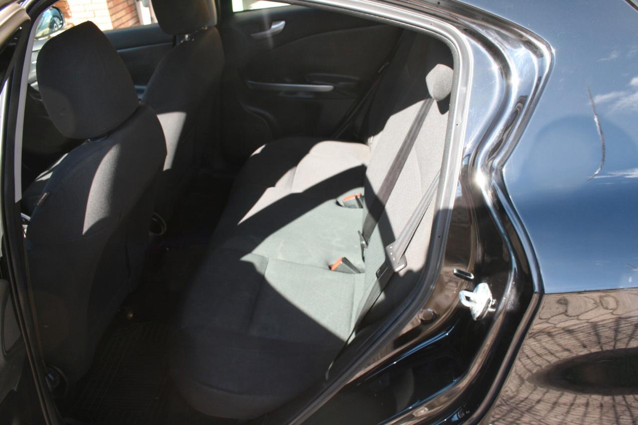 Alfa Romeo Giulietta 1.6 JTDm-2 105 CV Progression