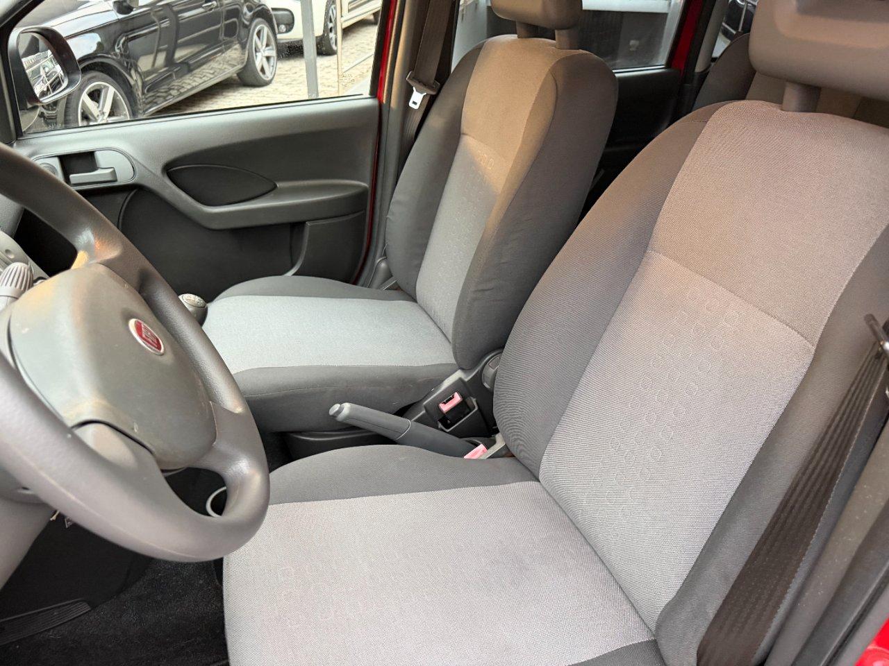 Fiat Panda 1.2 Emotion 69cv E5 IDONEA NEOPATENTATI