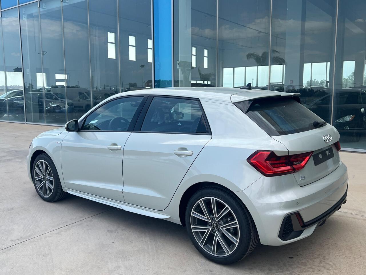Audi A1 Spb 30 SLine possibilità noleggio no scoring - SUPER OFFERTA T-STOCK