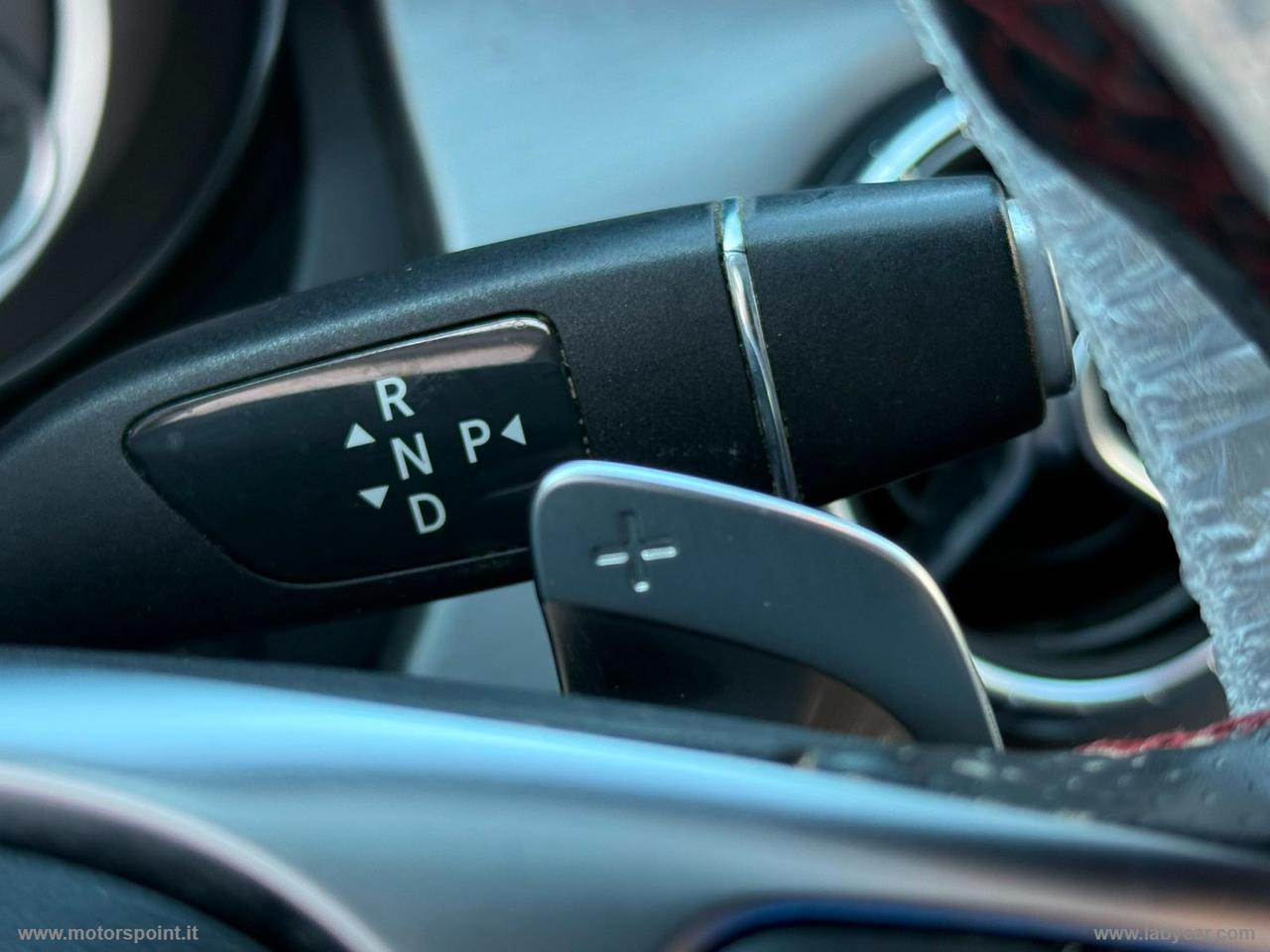 MERCEDES-BENZ CLA 200 d Automatic Premium Dark Night PER OPERATORI DEL SETTORE