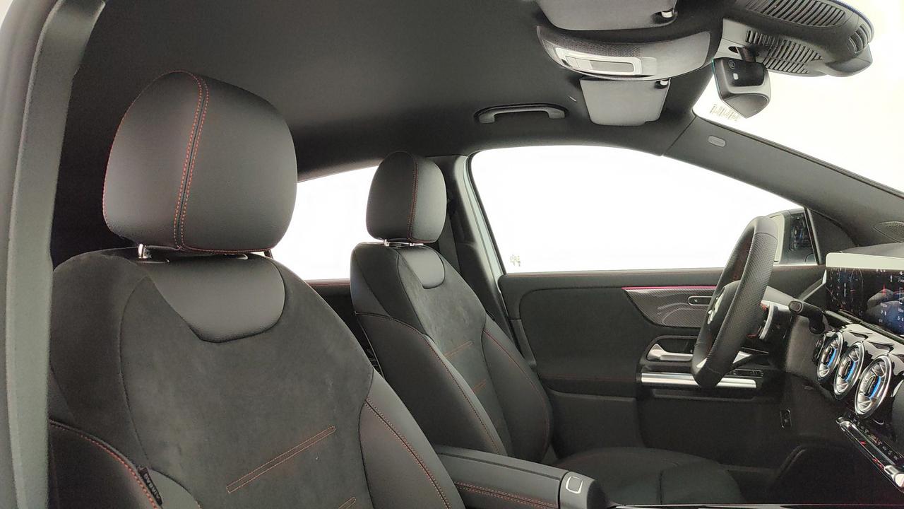 Mercedes-Benz GLA 200 d Automatic 4MATIC