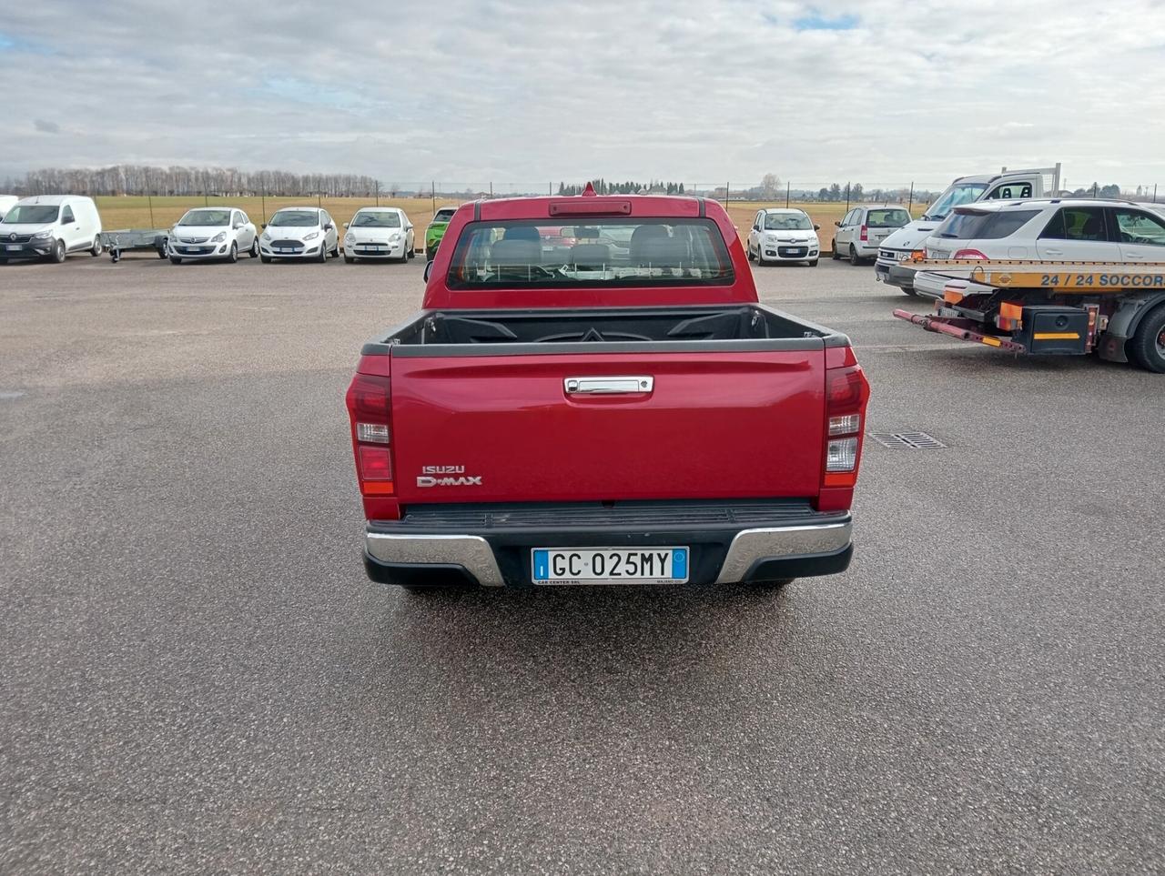 Isuzu D-Max 1.9 Crew Cab 4X4 A/T 4WD