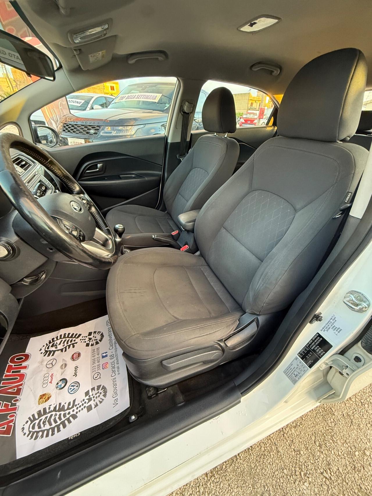 Kia Rio 1.2 CVVT 5p. Cool