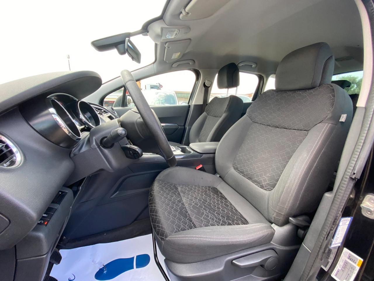 PEUGEOT 3008 1.6 HDi 115cv GARANTITA