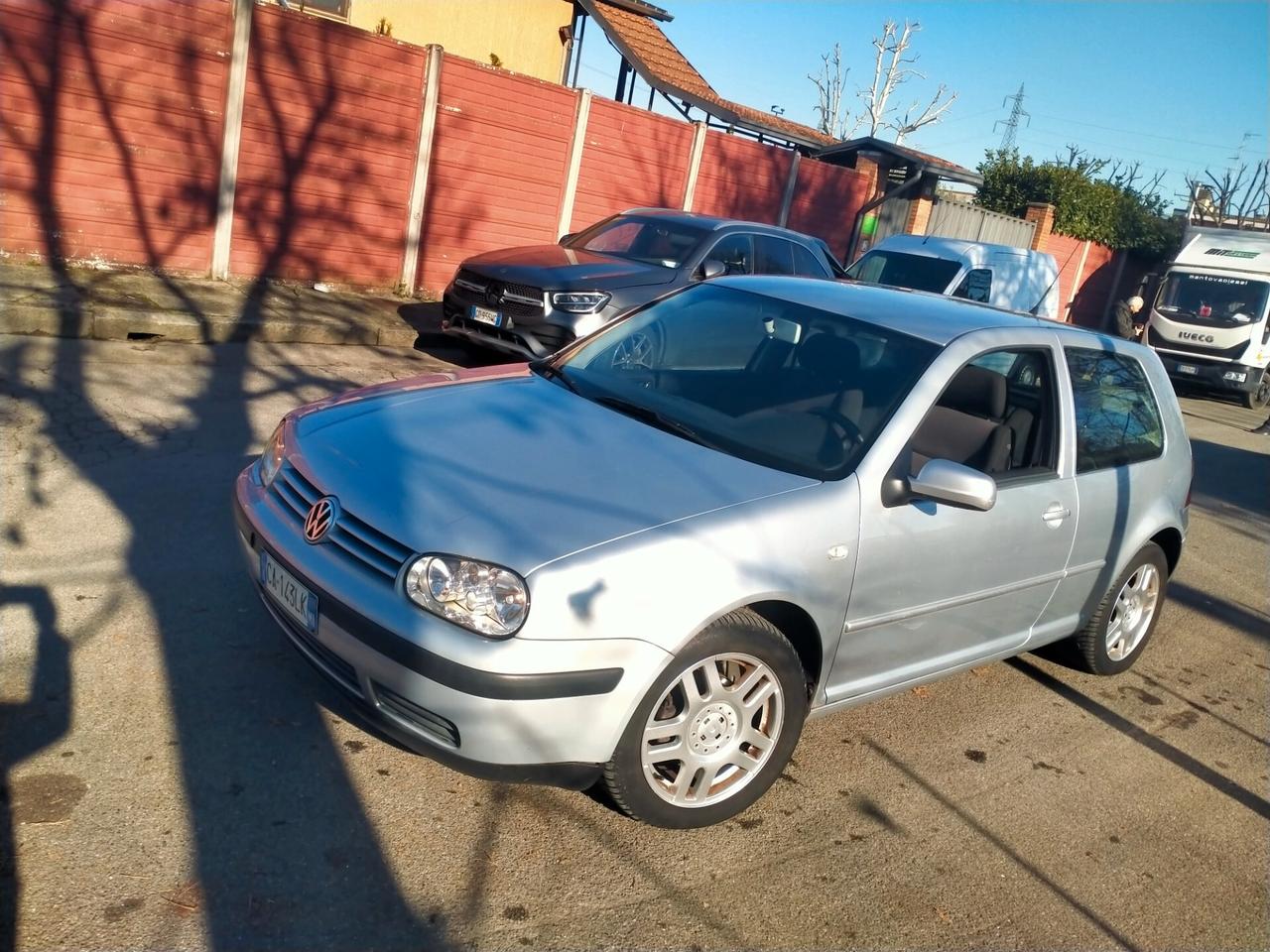 Volkswagen Golf 1.6 16V cat 3 porte Comfortline