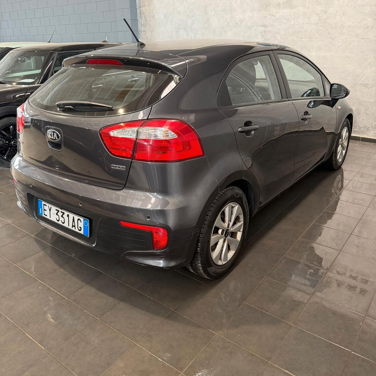 Kia Rio 1.1 CRDi 5p. Cool
