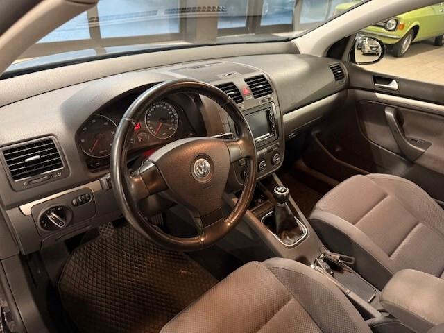 Volkswagen Golf 2.0 16V TDI 5p. Sportline