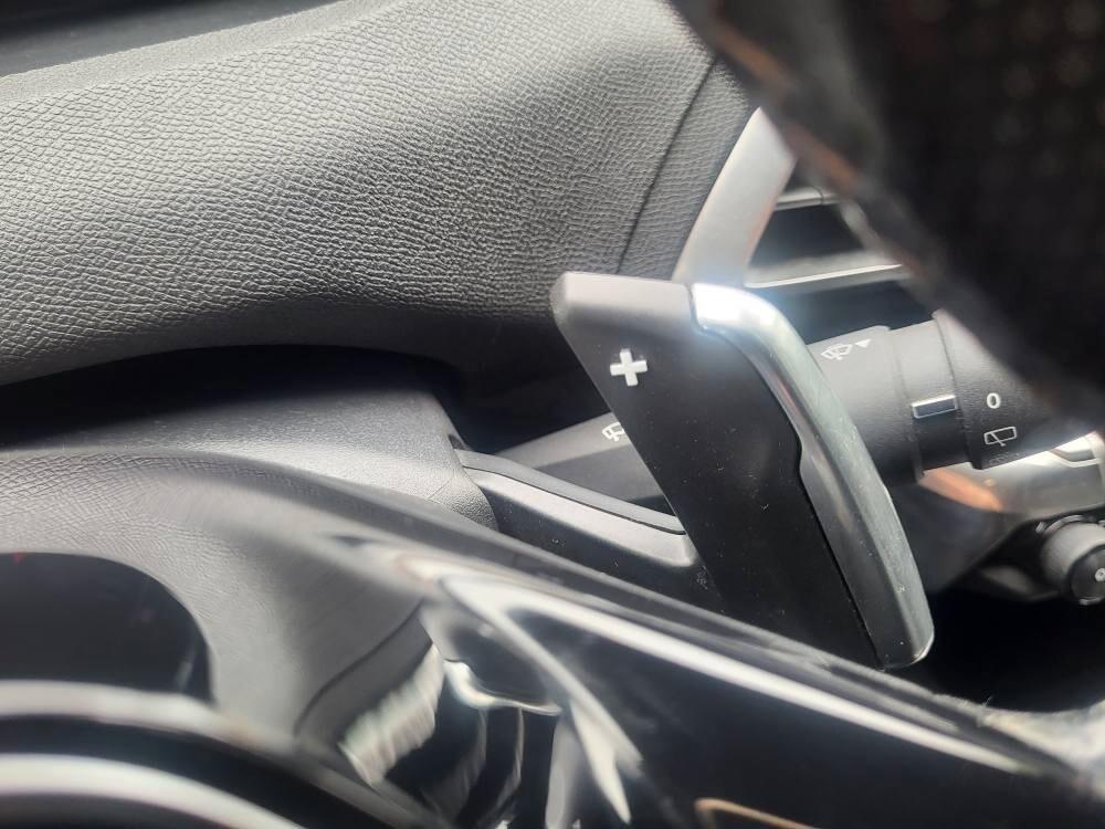 Peugeot 3008 1.6 DIESEL 120CV AUTOMATICA VERS GT Line 03/2018+BIXENO+NAVI