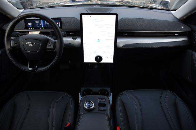 FORD Mustang Mach-E Standard Range 269 CV *TECH PACK+*