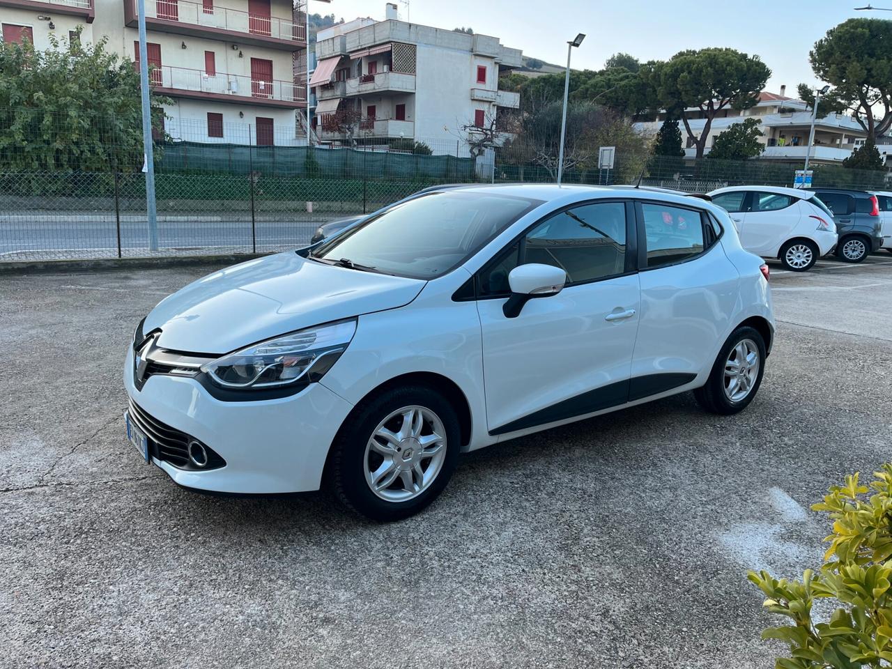 Renault Clio 1.2 75CV GPL 5 porte Wave