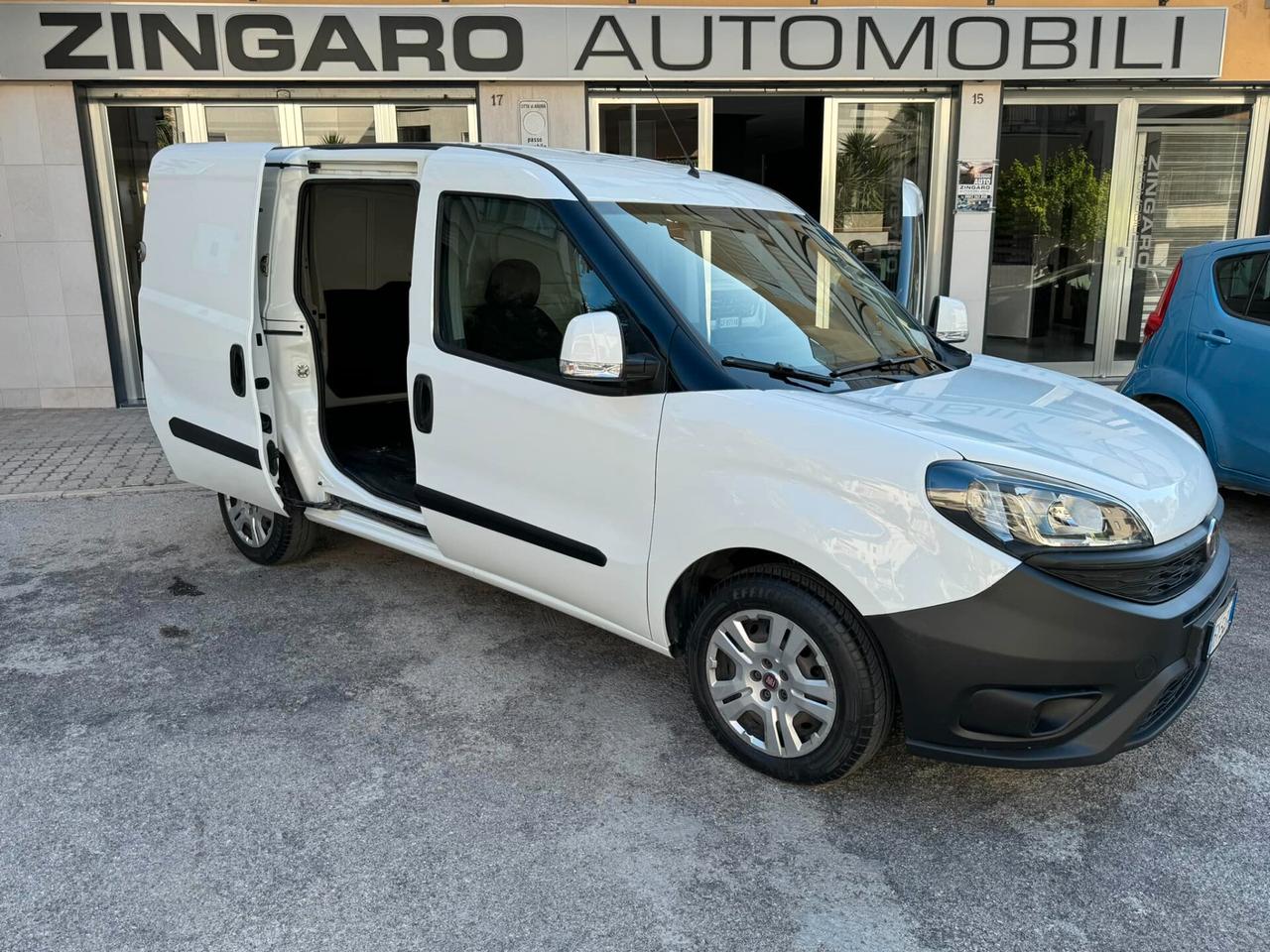 FIAT DOBLO CARGO 1.6 MJ 105 CV. AUTOCARRO 2 POSTI