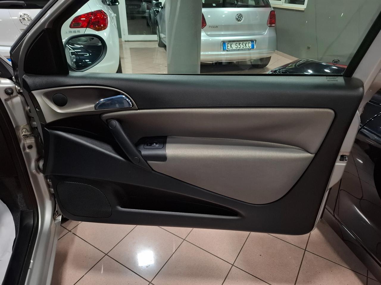 Lancia Ypsilon 1.3 diesel Neopatentato