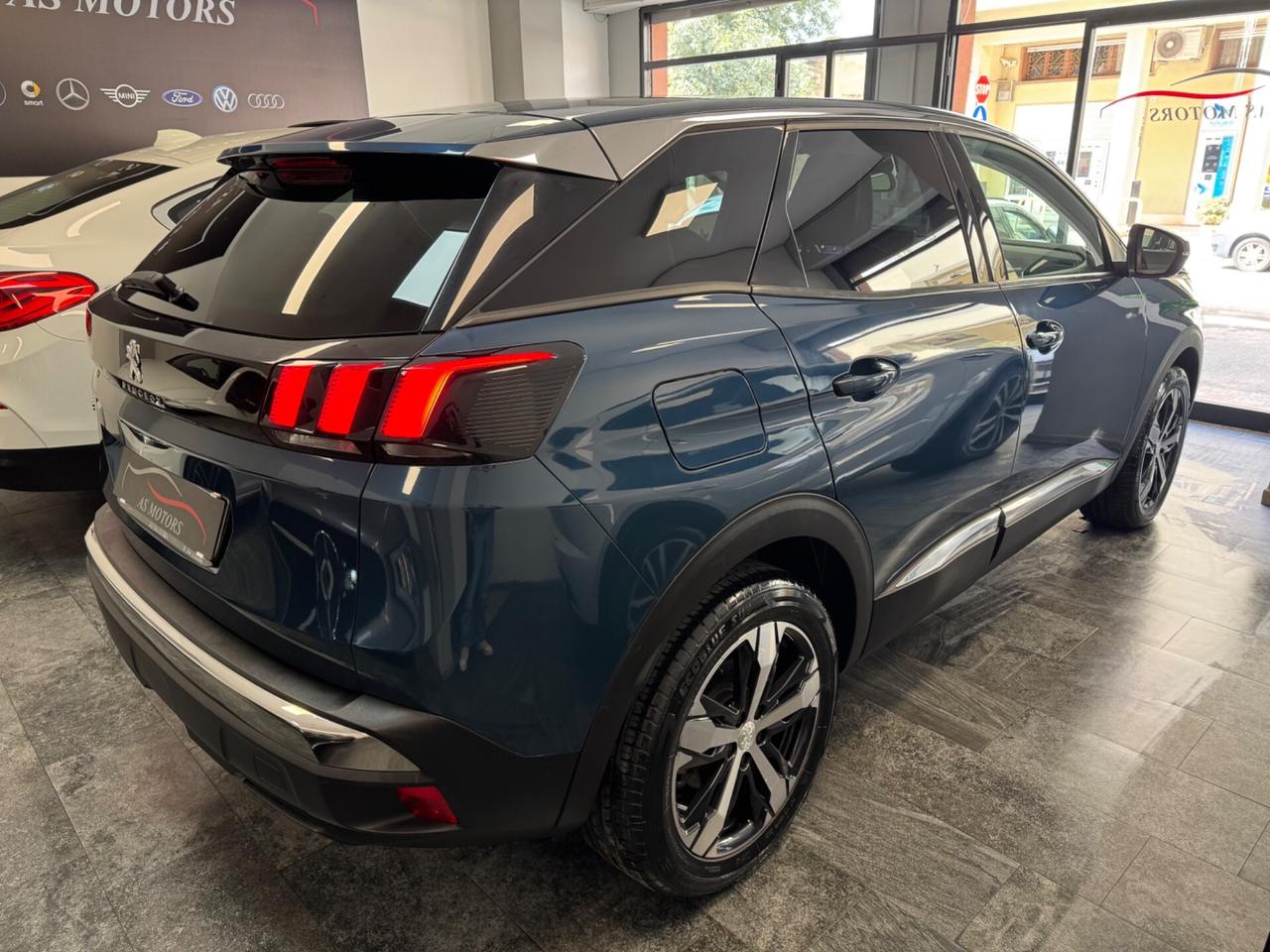 PEUGEOT 3008 1.5 131 ALLURE MY23