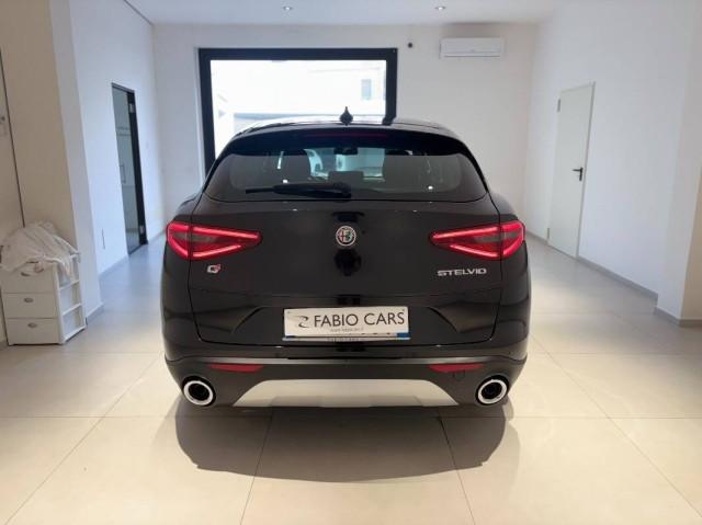 Alfa Romeo Stelvio 2.2 t Business Q4 190cv auto