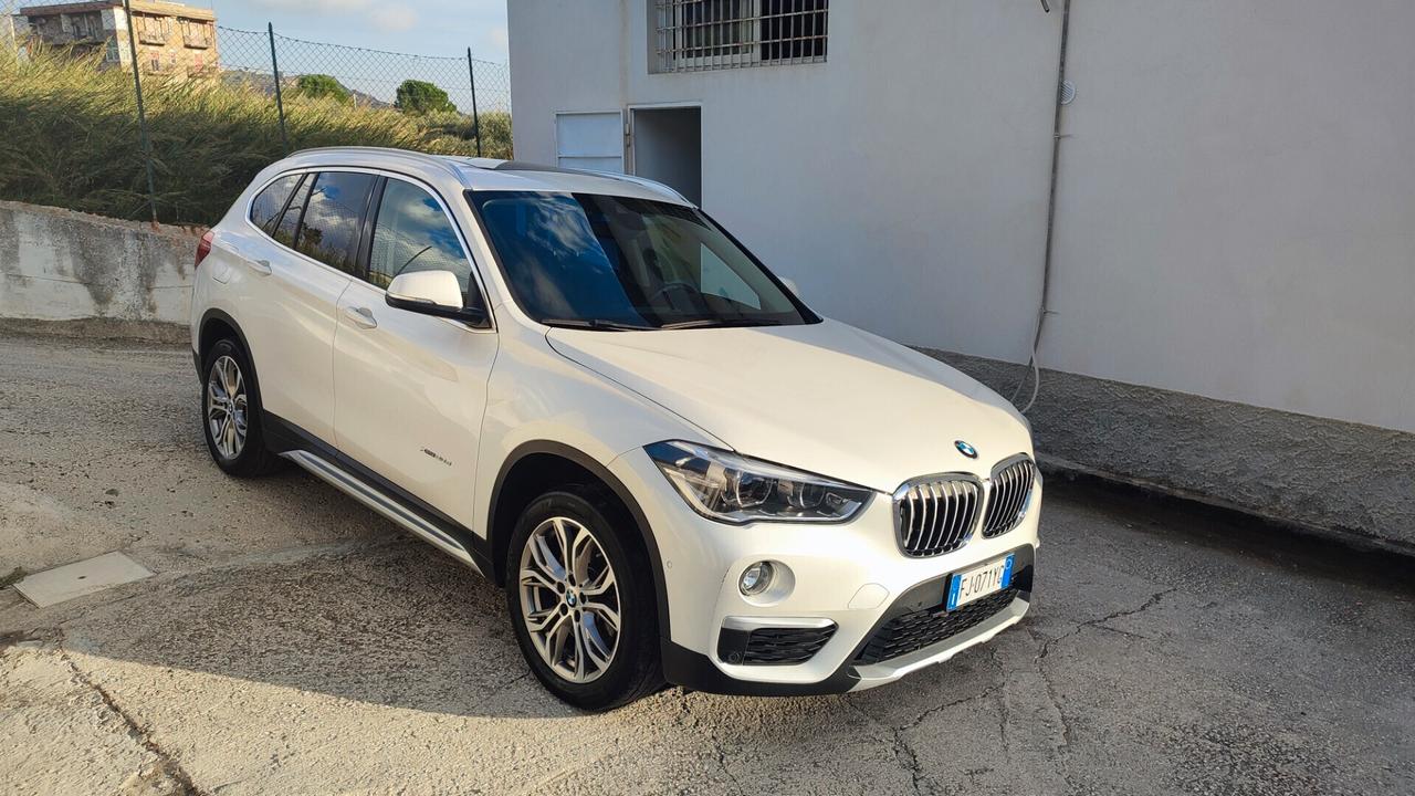 BMW X1 Xdrive - TETTO APRIBILE -bianco perla
