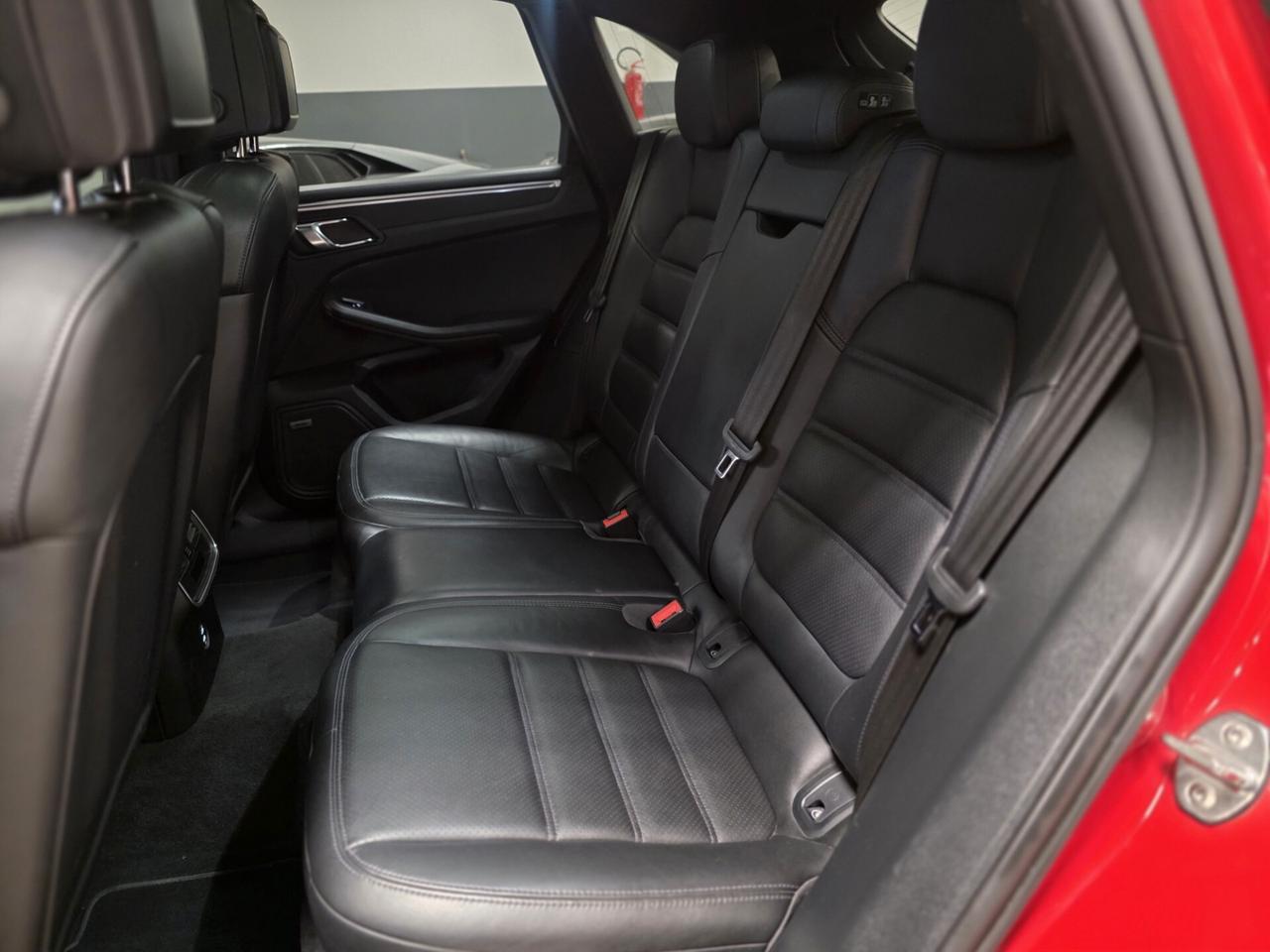 Porsche Macan 2.0 265cv