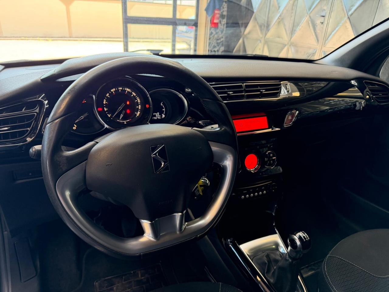Ds DS3 3 1.2 VTi 82 So Chic Cabrio