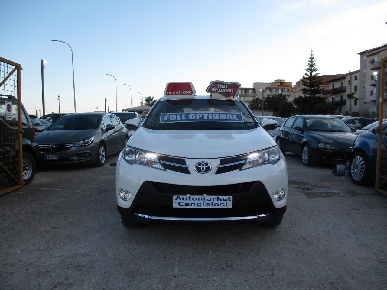 Toyota RAV 2.0 D-4D PARI AL NUOVO 85000 KM 2015