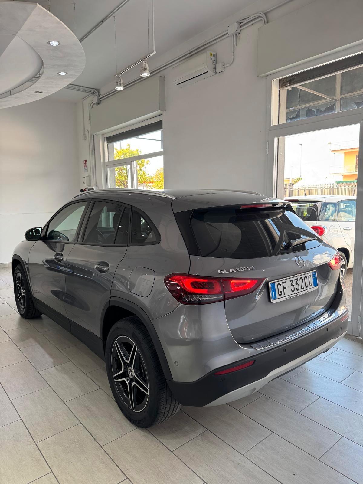 Mercedes-benz GLA 180 GLA 180 d Automatic Premium