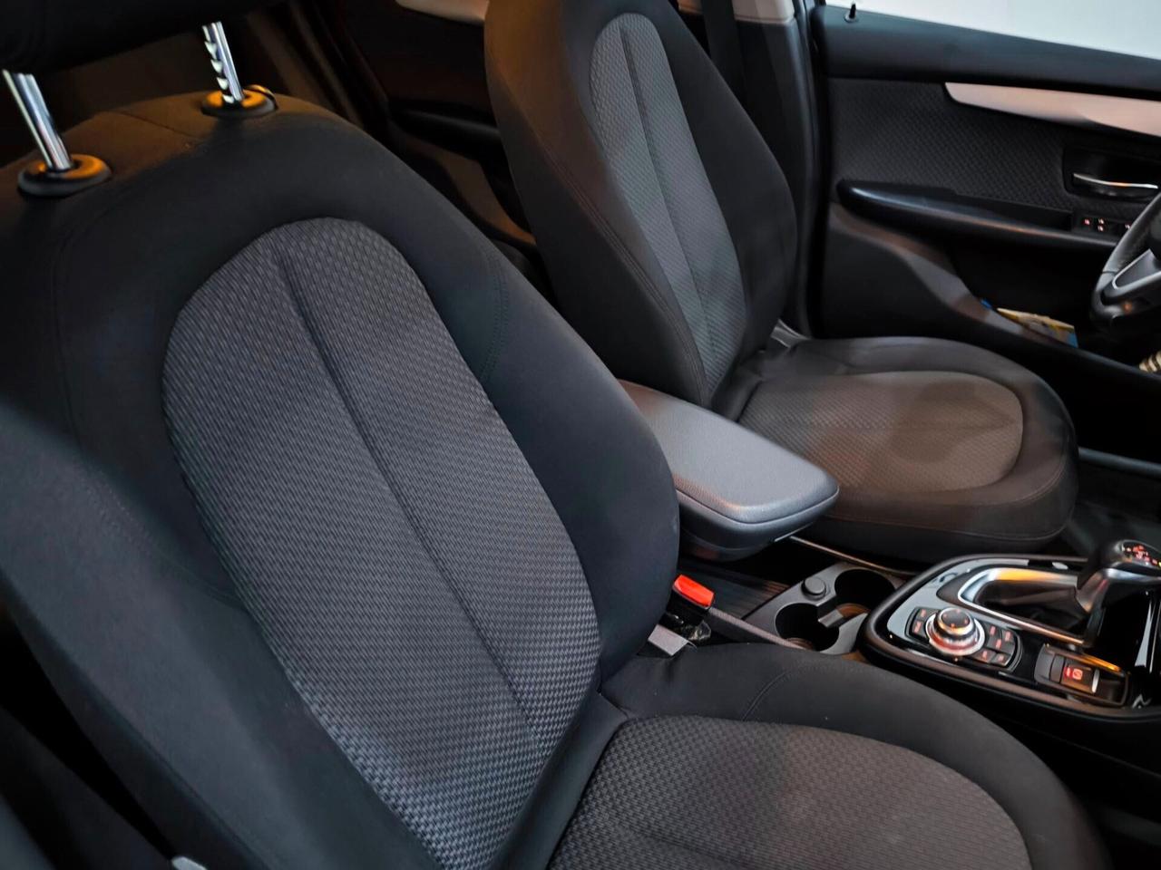 Bmw 2er Active Tourer 218d Luxury