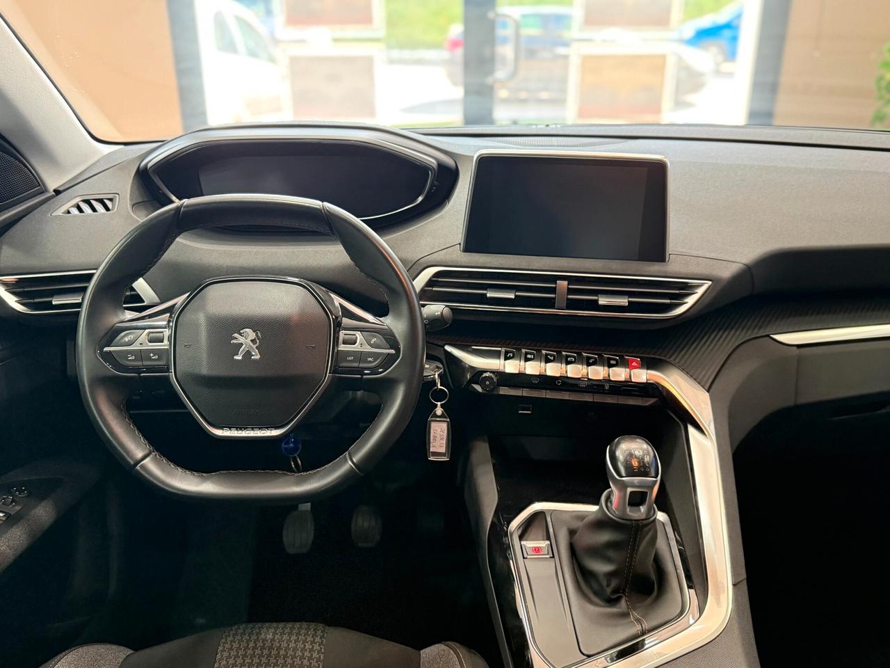 Peugeot 3008 PureTech Turbo 130 S&S Active Sport