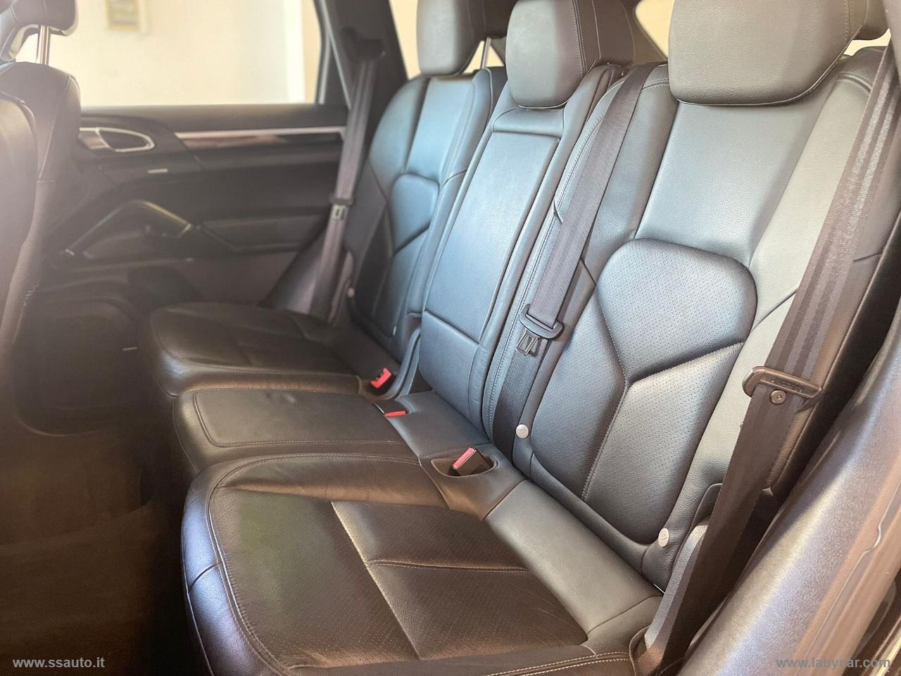 PORSCHE Cayenne 3.0 Diesel