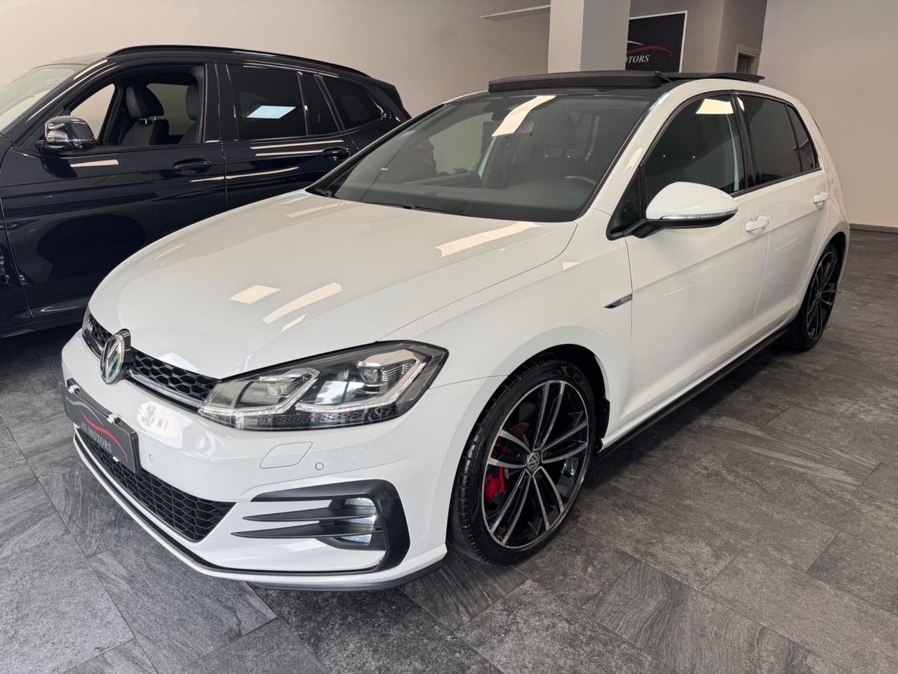 VW GOLF 7.5 GTD 2.0 184 CV TETTO APRIBILE