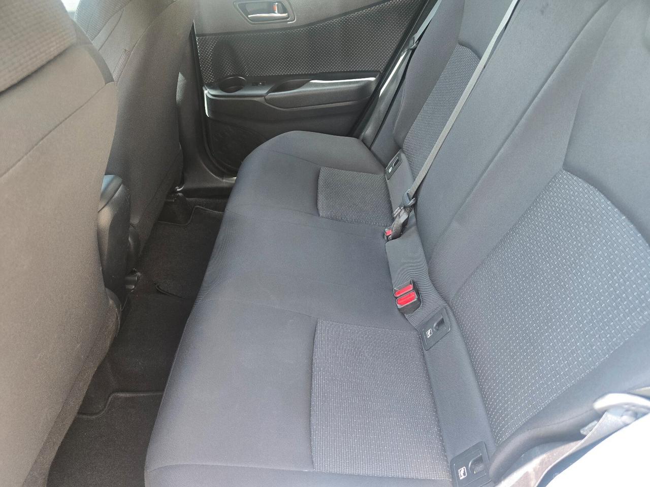 Toyota C-HR 1.8 Hybrid E-CVT Business